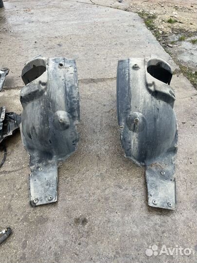 Land rover range rover 3 подкрылок передний левый