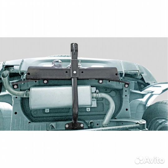 Фаркоп тсу с защитой бампера Нива Шевроле,Тревел