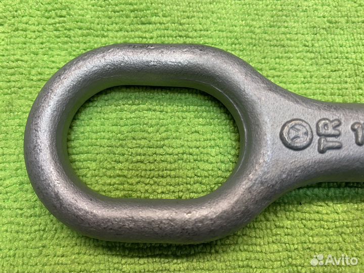 Новый буксировочный крюк VAG Volkswagen