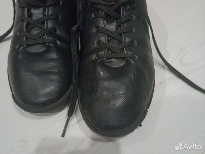 Бутсы 35 размер demix