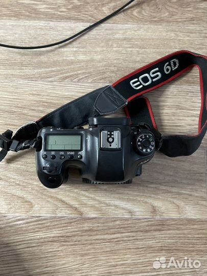 Зеркальный фотоаппарат canon 6D