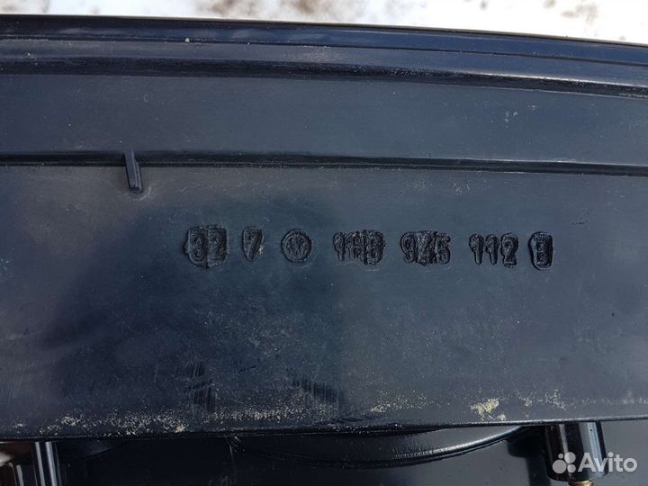 VW Golf 3 фонарь правый Hella Black