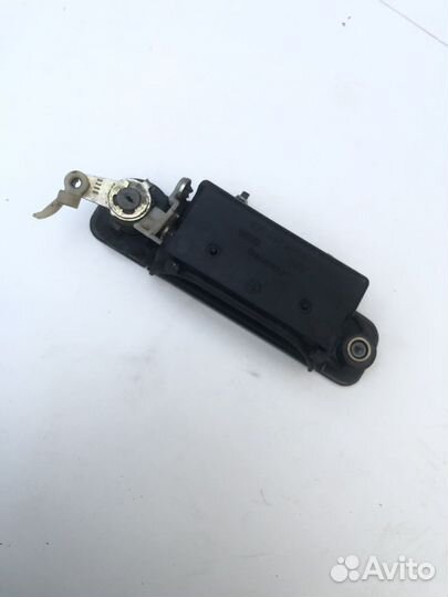 Ручка водительской двери Audi 80. 90