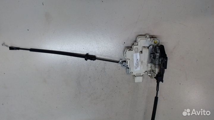 Замок двери Volkswagen Passat 6, 2010