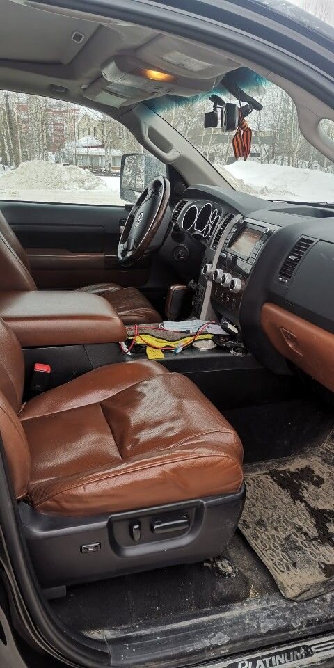 Toyota Tundra: фото владельца