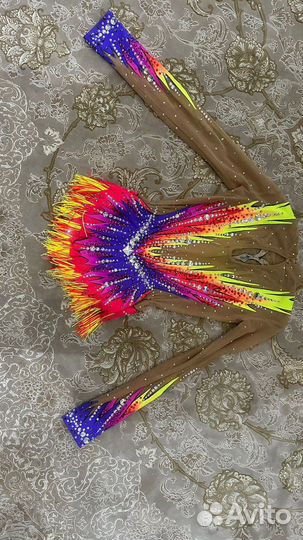 Купальник гимнастический для выступлений 110