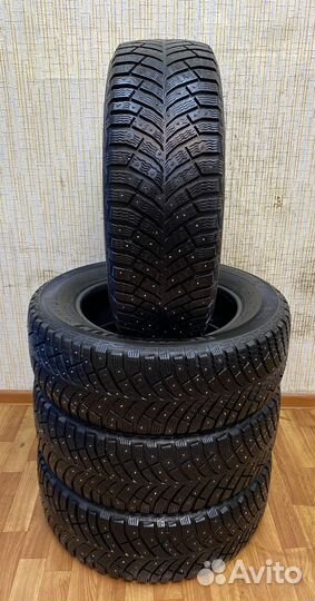 Michelin X-Ice North 4 205/65 R16