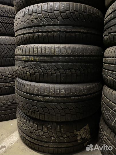 Nokian Tyres WR A4 235/55 R17 Y