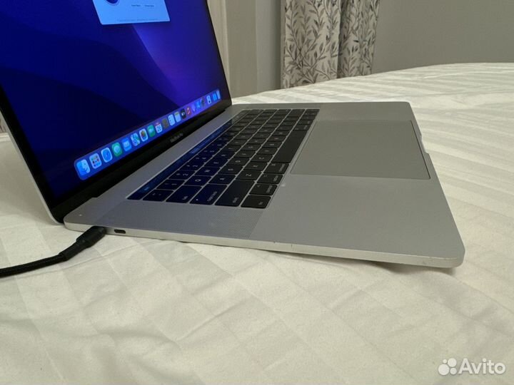 Apple MacBook Pro 15 - 2016 / i7 / 16gb / 1 TB