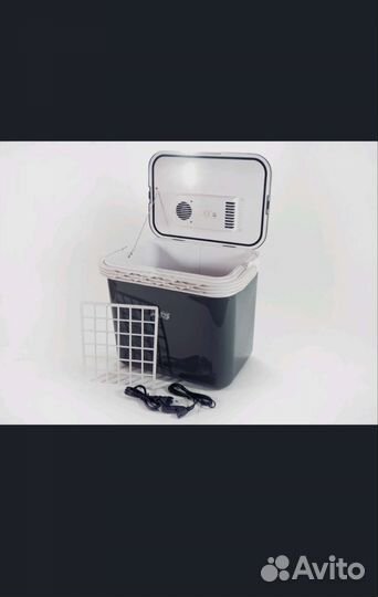 Холодильник автомобильный AVS CC-32B 32л 12V/220V