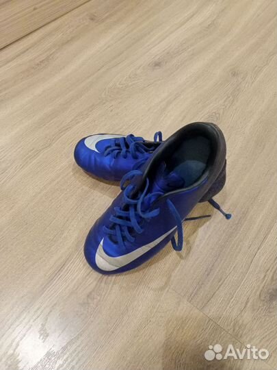 Футбольные бутсы nike 32-33р
