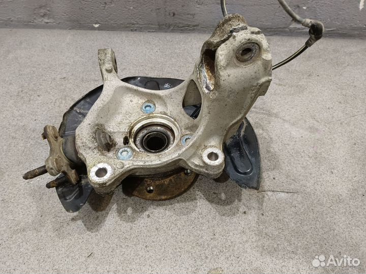 Левый поворотный кулак для 1.8 Skoda Octavia A7