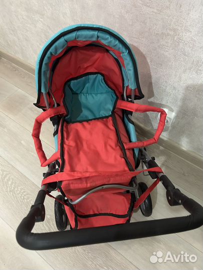 Коляска для кукол