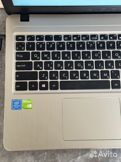 Asus Pentium / 2.5 ггц / 920MX 2Гб / 500Gb HDD