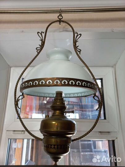 Антикварная лампа