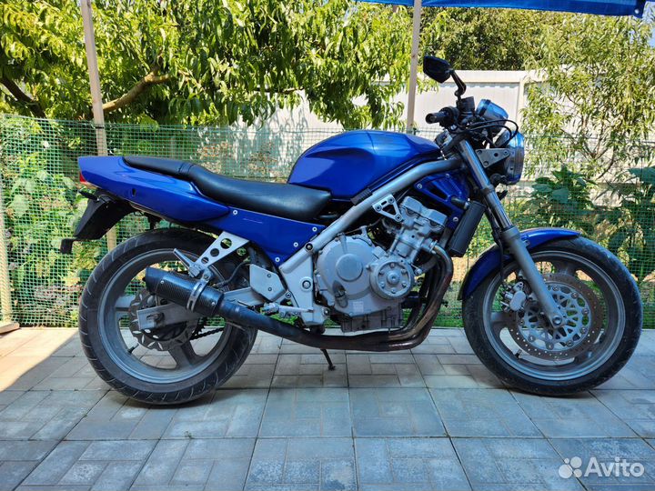 Honda CB1