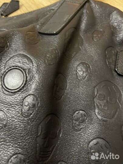 Alexander mcqueen сумка больщая с черепами