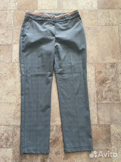 Брючный костюм женский 46