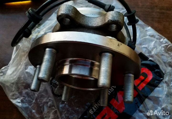 Ступица передняя на Nissan Pathfinder R51