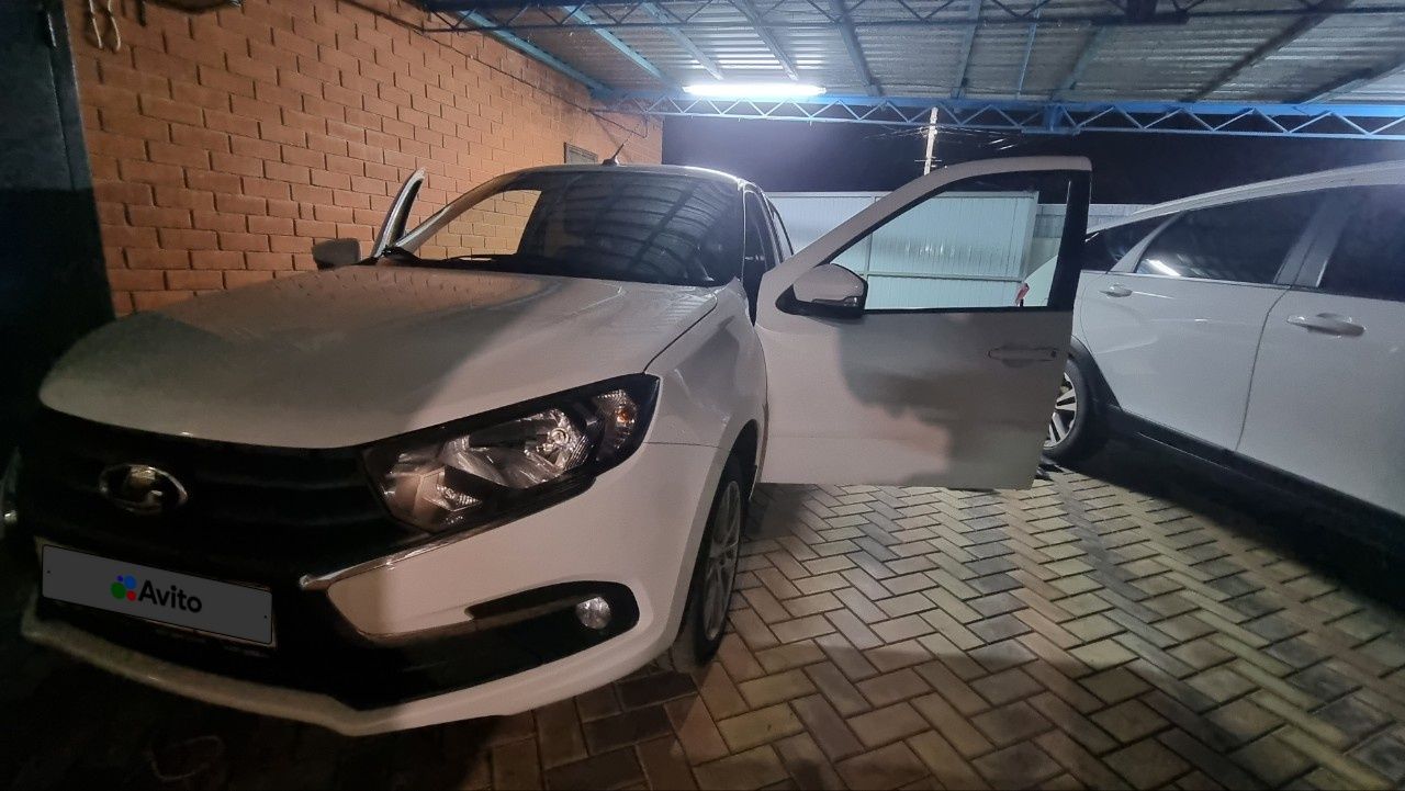 ВАЗ (LADA) Granta: фото владельца
