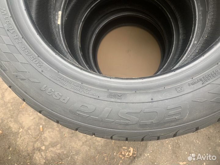 Kumho Ecsta PS31 205/55 R16