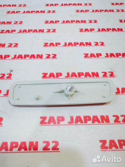 Отражатель в бампер задний левый Toyota Land