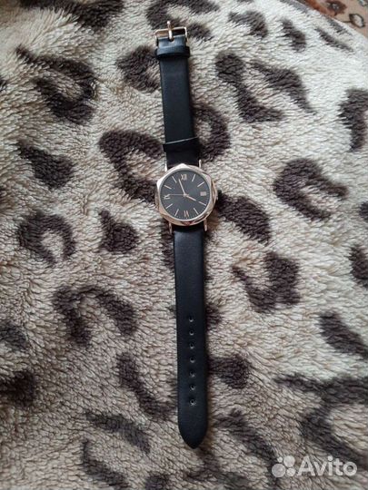 Часы женские