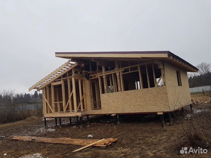 Бригада строителей