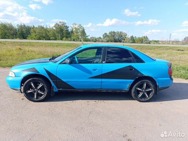 Audi A4 1.8 МТ, 1994, 450 000 км