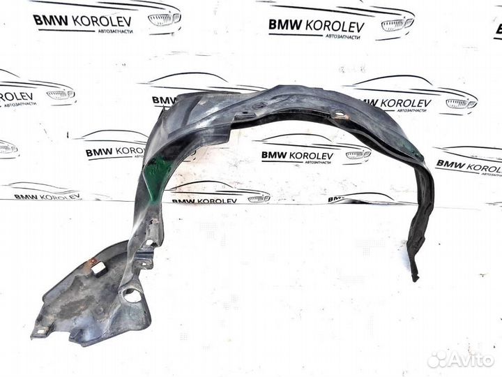 Подкрылок передний правый Honda CR-V