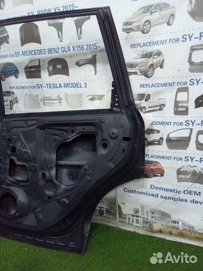 Дверь задняя правая Subaru Forester