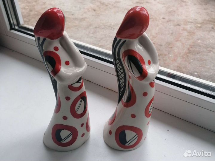 Статуэтки девочки гжель