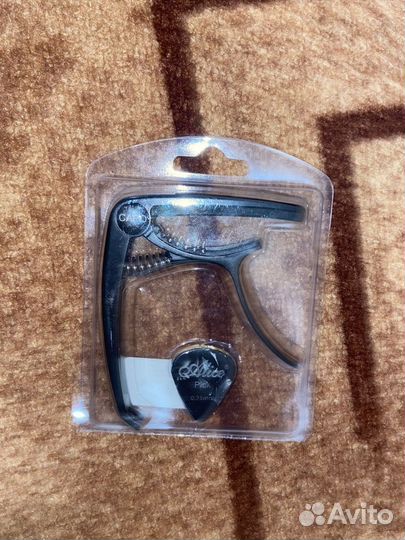 Классическая гитара шестиструнная