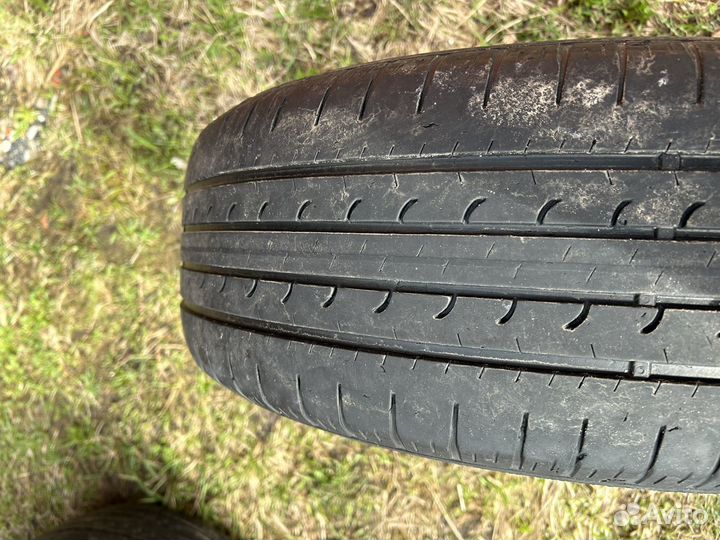 Goodyear EfficientGrip 215/60 R17