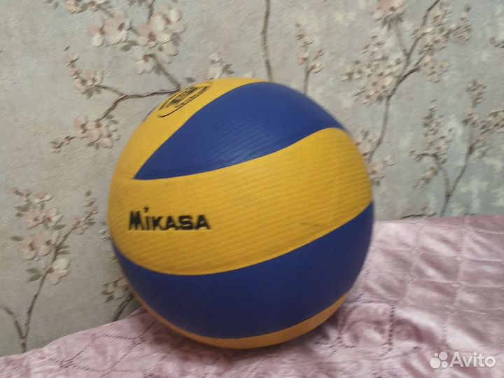 Волейбольный мяч mikasa mva200