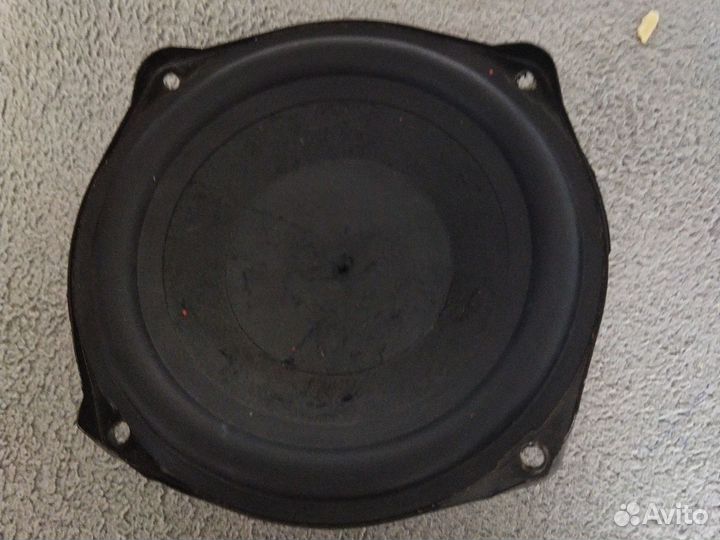 Динамик сабвуфер