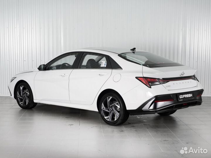 Hyundai Elantra 1.5 CVT, 2023, 70 км