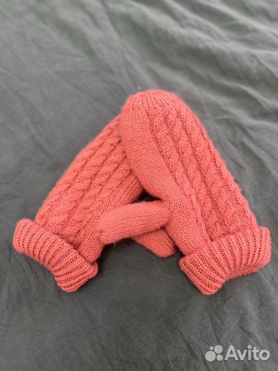 Варежки женские