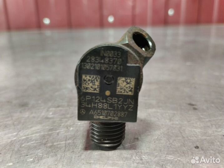 Форсунка Mercedes C-Class W204 OM651 2.2 CDI 2012