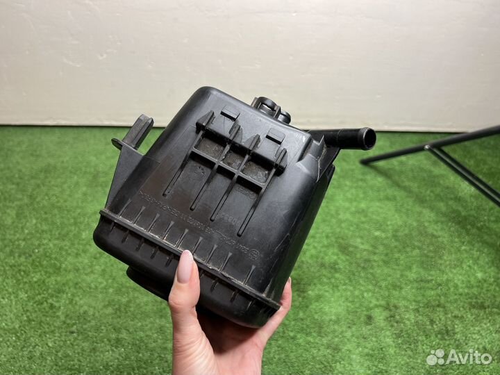 Бачок гур N63 BMW F01 F02 F10 F07 F06 F13