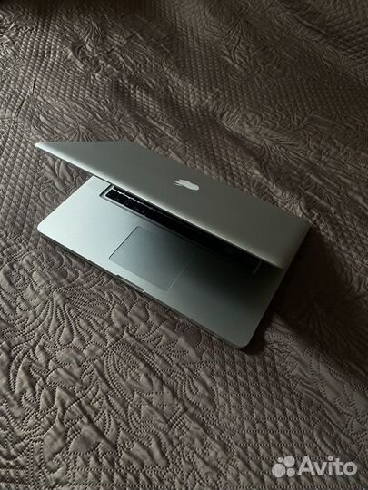 Apple MacBook Pro 15 2011