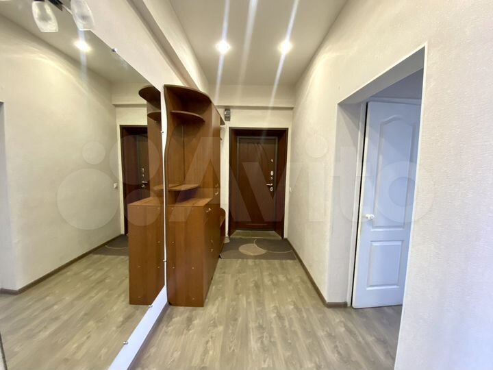 2-к. квартира, 53 м², 2/5 эт.