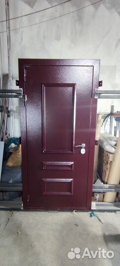 Дверь входная металлическая