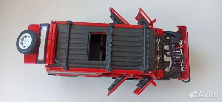 Машинка-внедорожник