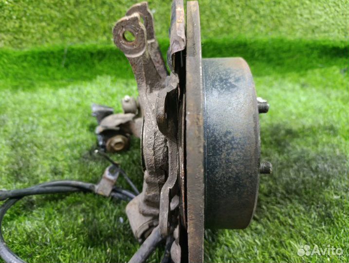 Ступица задняя левая Toyota Wish ZGE25G