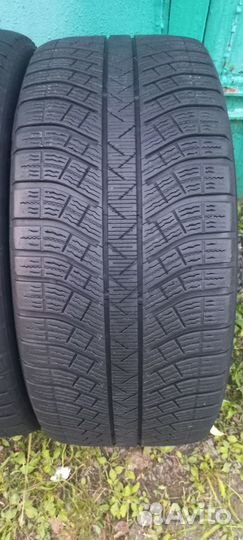 Michelin Pilot Alpin 5 SUV 275/45 R20 и 305/40 R20 112V