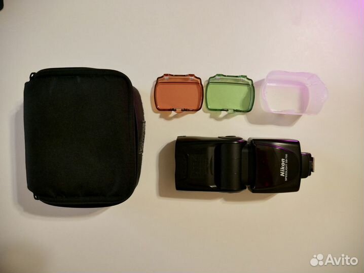 Nikon Speedlight SB-700