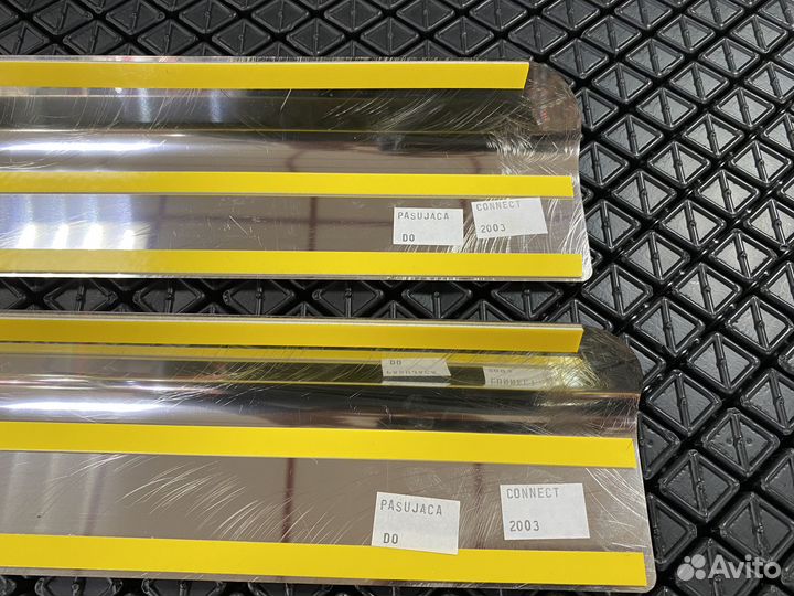 Накладки на пороги салона Ford Transit 2003-2012