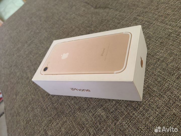 iPhone 7, 32 ГБ