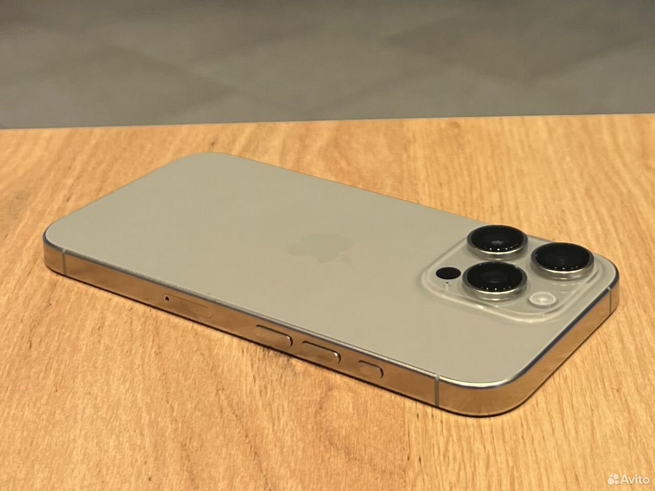 iPhone 16 Pro, 256 ГБ